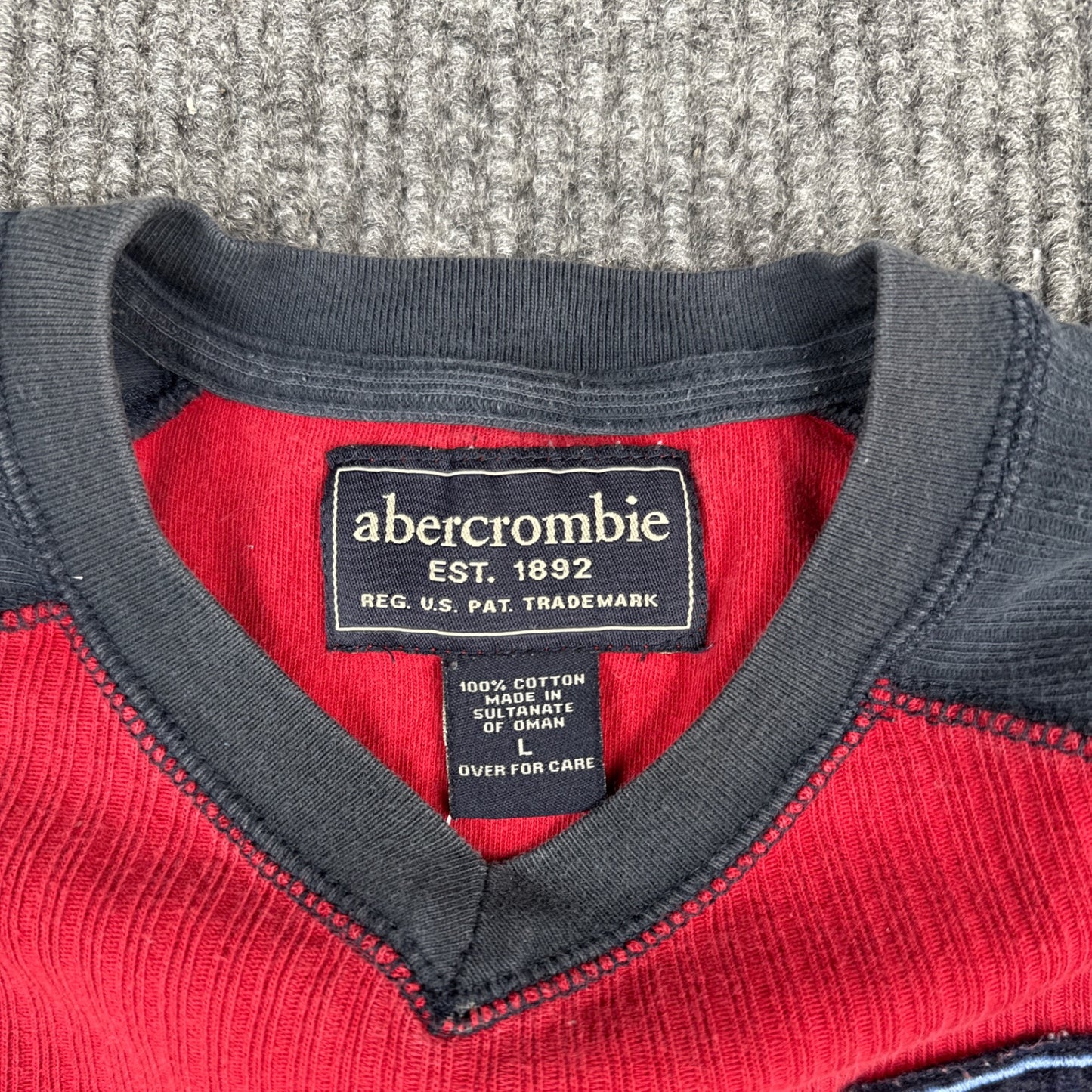 Abercrombie 92 Patch Crewneck - Red & Charcoal (L)
