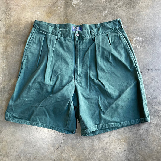 Forest Green Pleated Polo Shorts 4