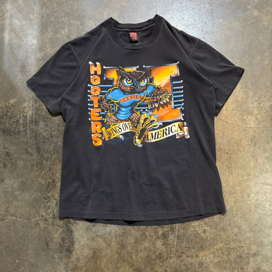 Black Hooters Wings Over America Tee