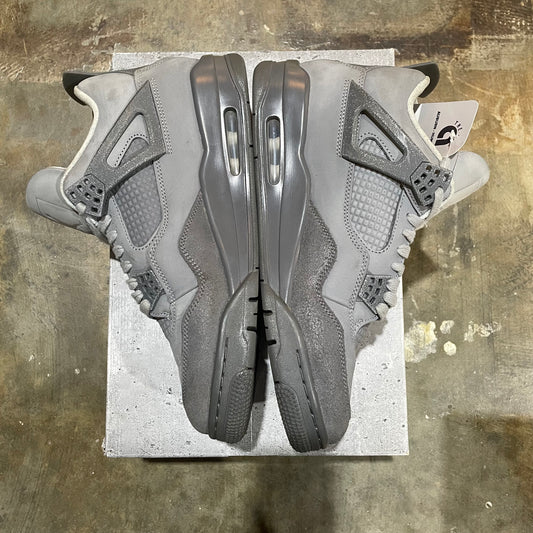 Air Jordan 4 Retro SE Wet Cement