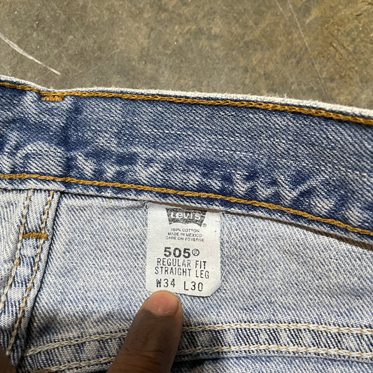 Lightwash Levis 505