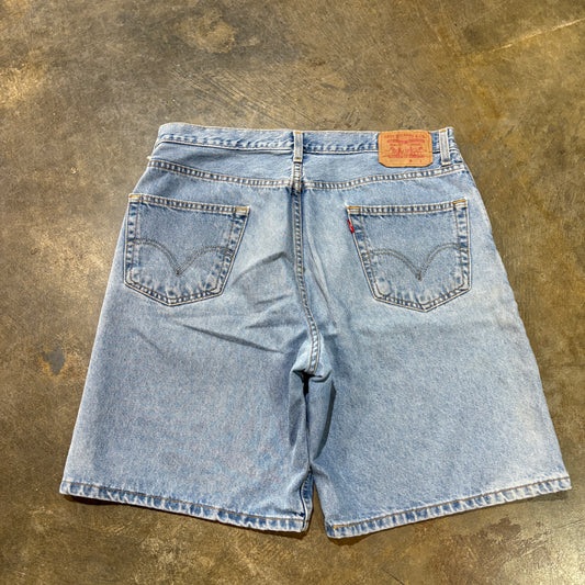Vintage Levis 550 Light Wash Denim Shorts