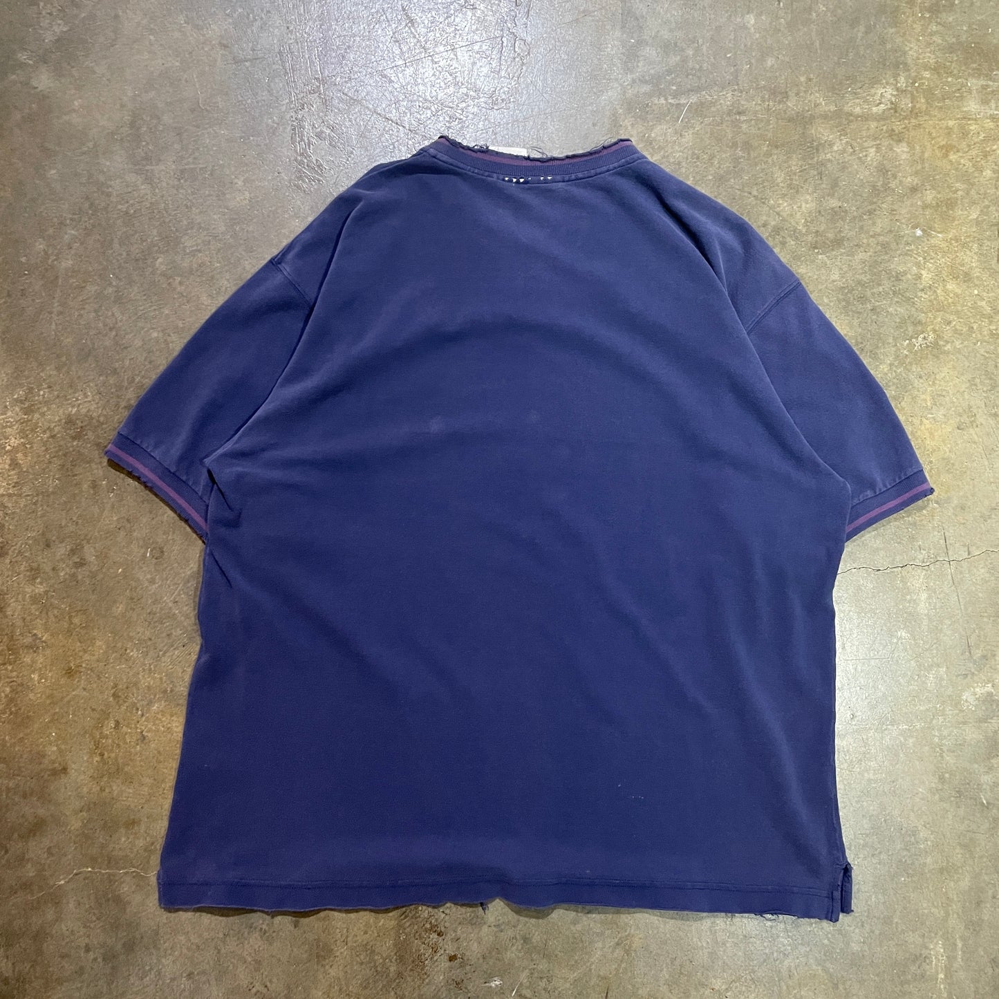 1990s Nike Purple Distressed Henley Tee (XL)