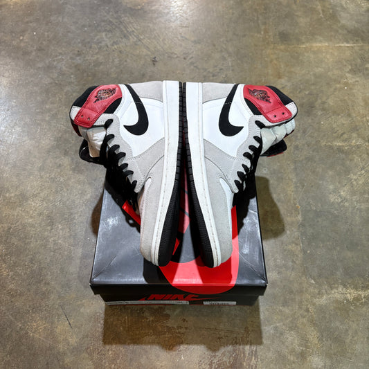 Jordan 1 Light Smoke Grey