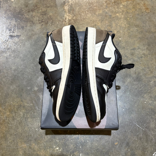 Jordan 1 Low Mocha