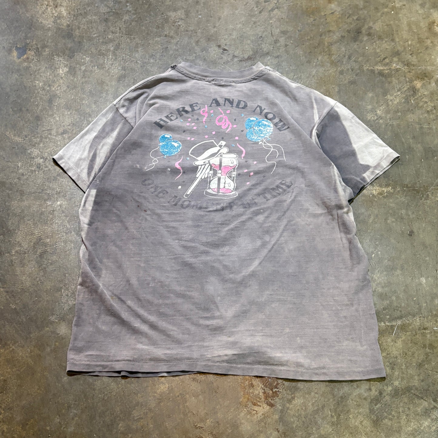 1990s Hanes Beefy-T 'Here and Now' Graphic Tee (XL)
