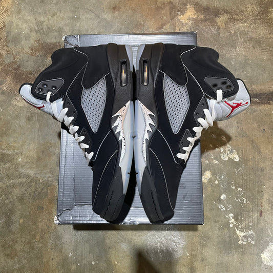 Jordan 5 Black Metallic Reimagined