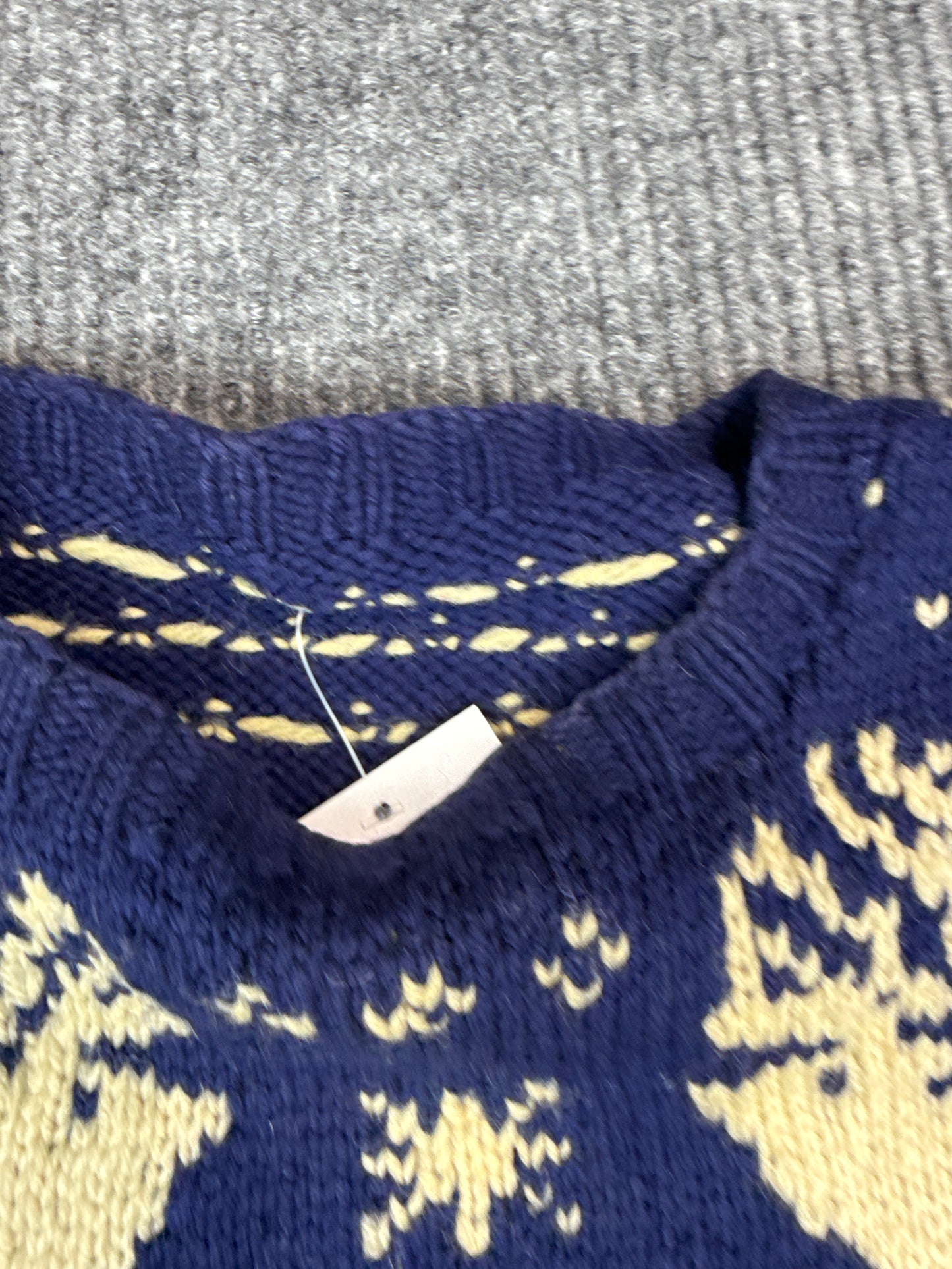 Reindeer Fair Isle Knit Pullover Sweater (M)