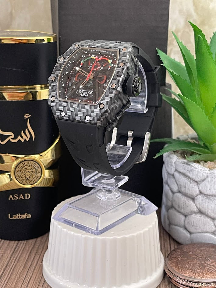 1990s Nike Made in USA Swoosh Graphic Tee (M)