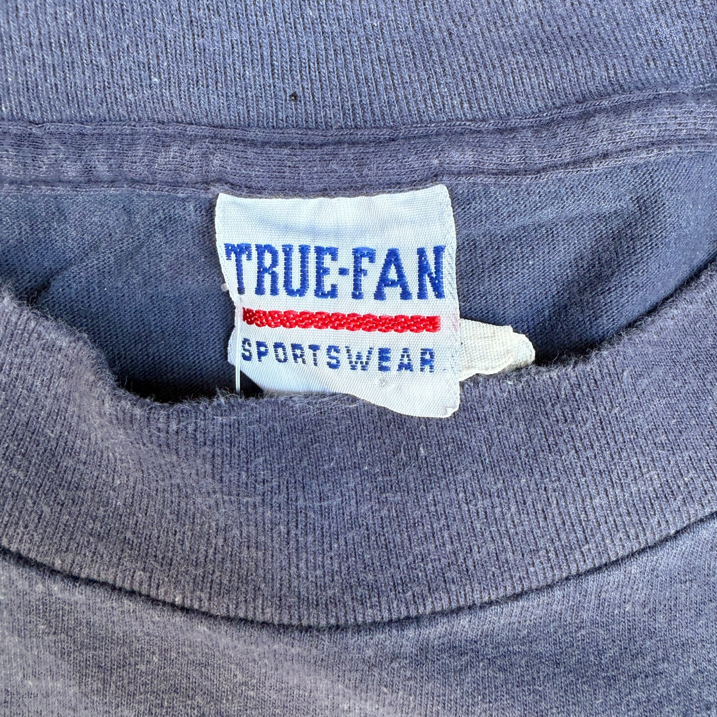1990s Braves True Fan Sportswear Graphic Tee (L)