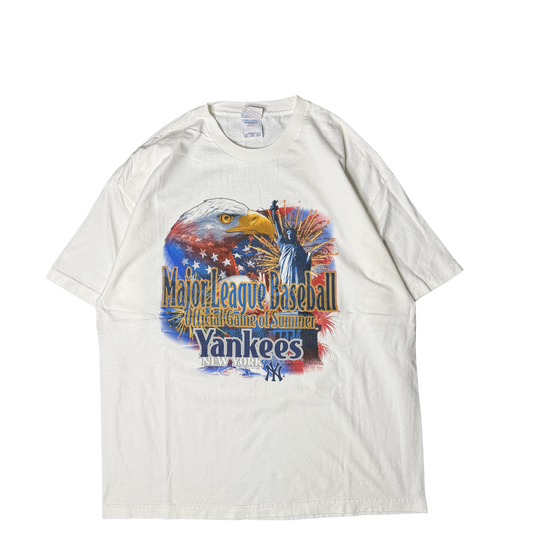 1990s New York Yankees Major League Baseball Patriotic Graphic Tee (2XL)