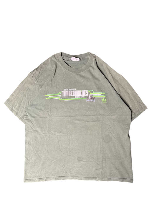 1990s Minnesota Timberwolves Basketball Graphic Tee (XL)