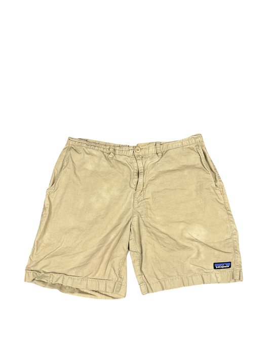 Patagonia Organic Cotton Khaki Shorts (L)