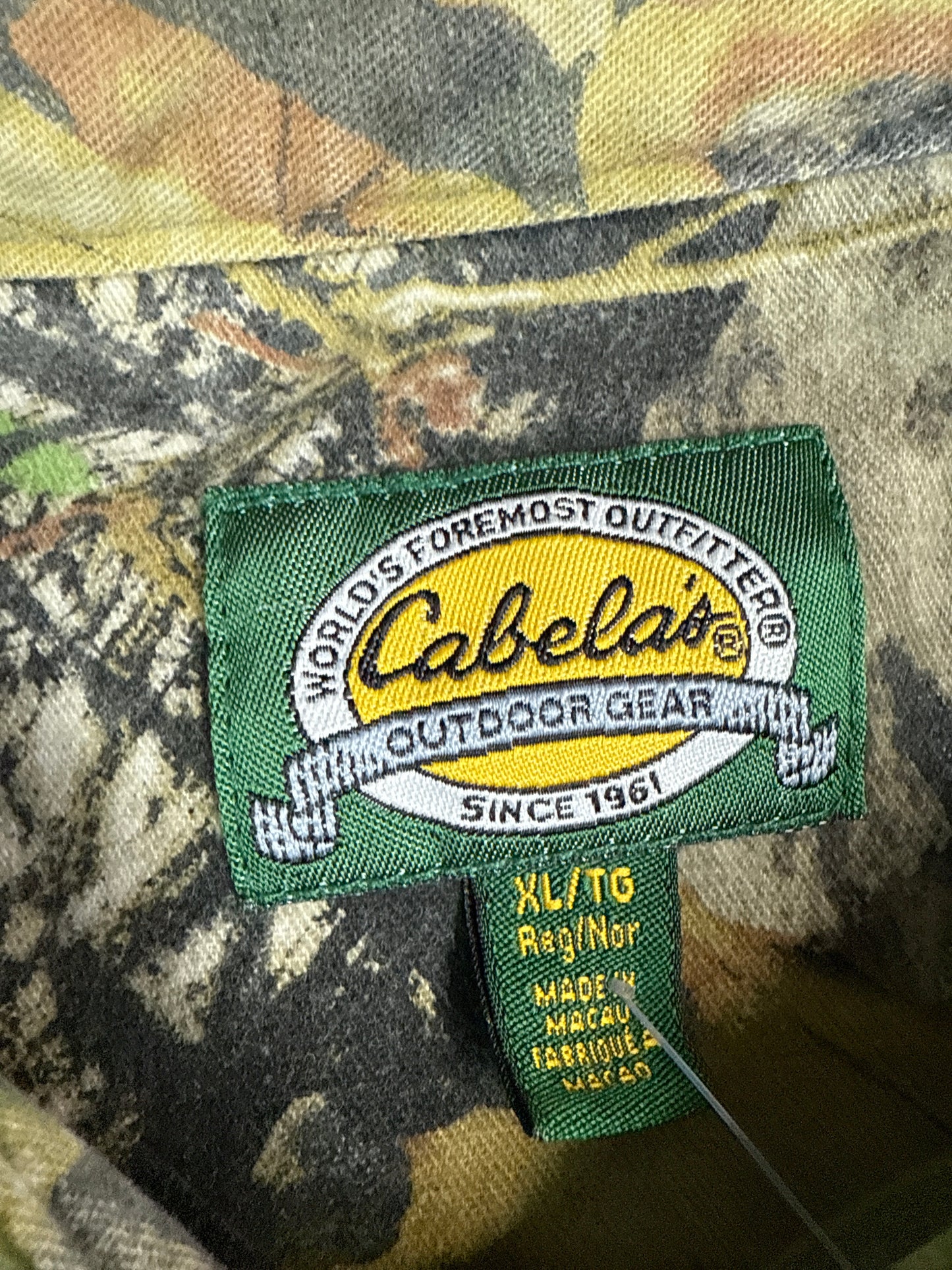Cabela's Mossy Oak Camo Hunting Button-Up Shirt (XL)