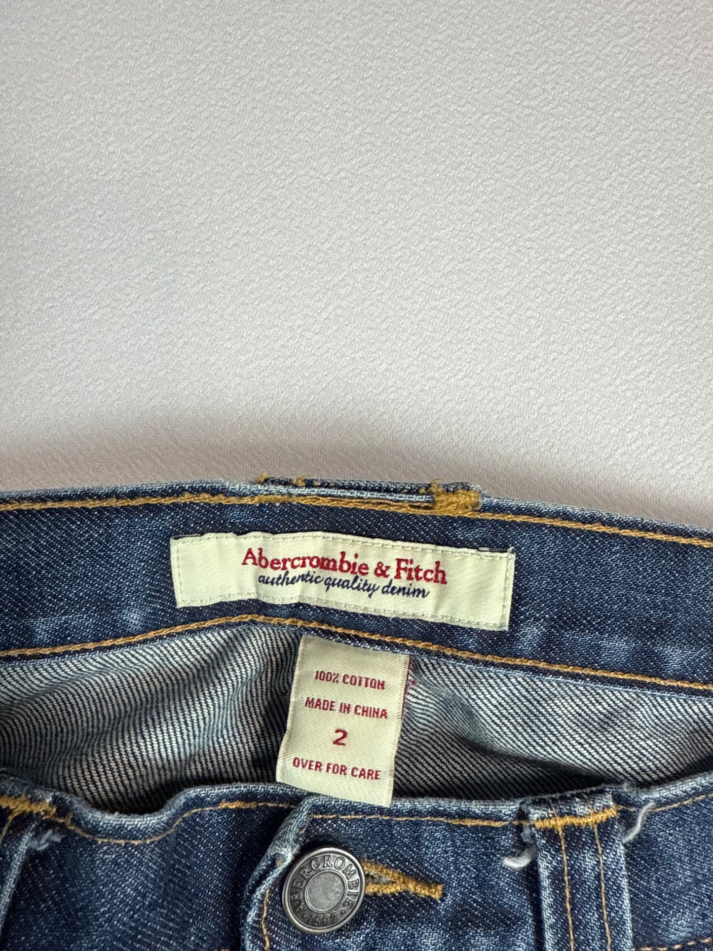 Abercrombie & Fitch Authentic Quality Flare Jeans (S)