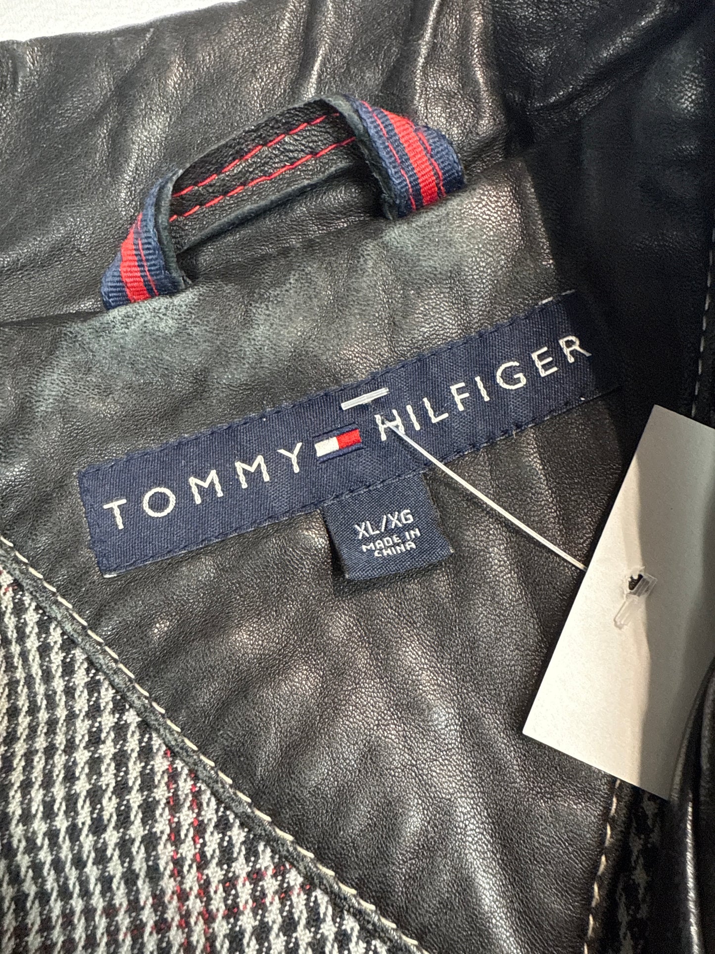 Tommy Hilfiger Black Leather Jacket (XL)