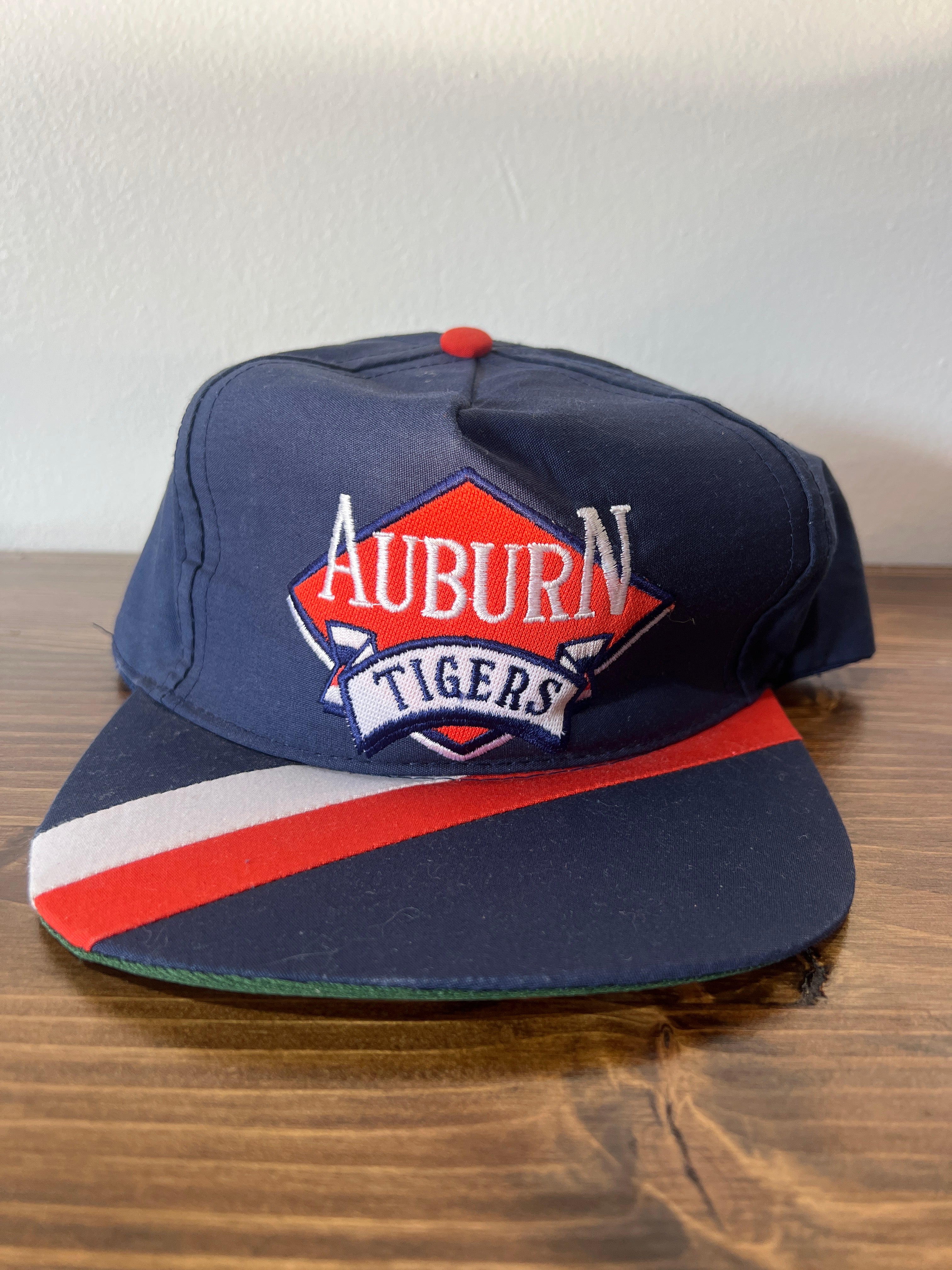 Auburn tigers Badge Snapback Hat