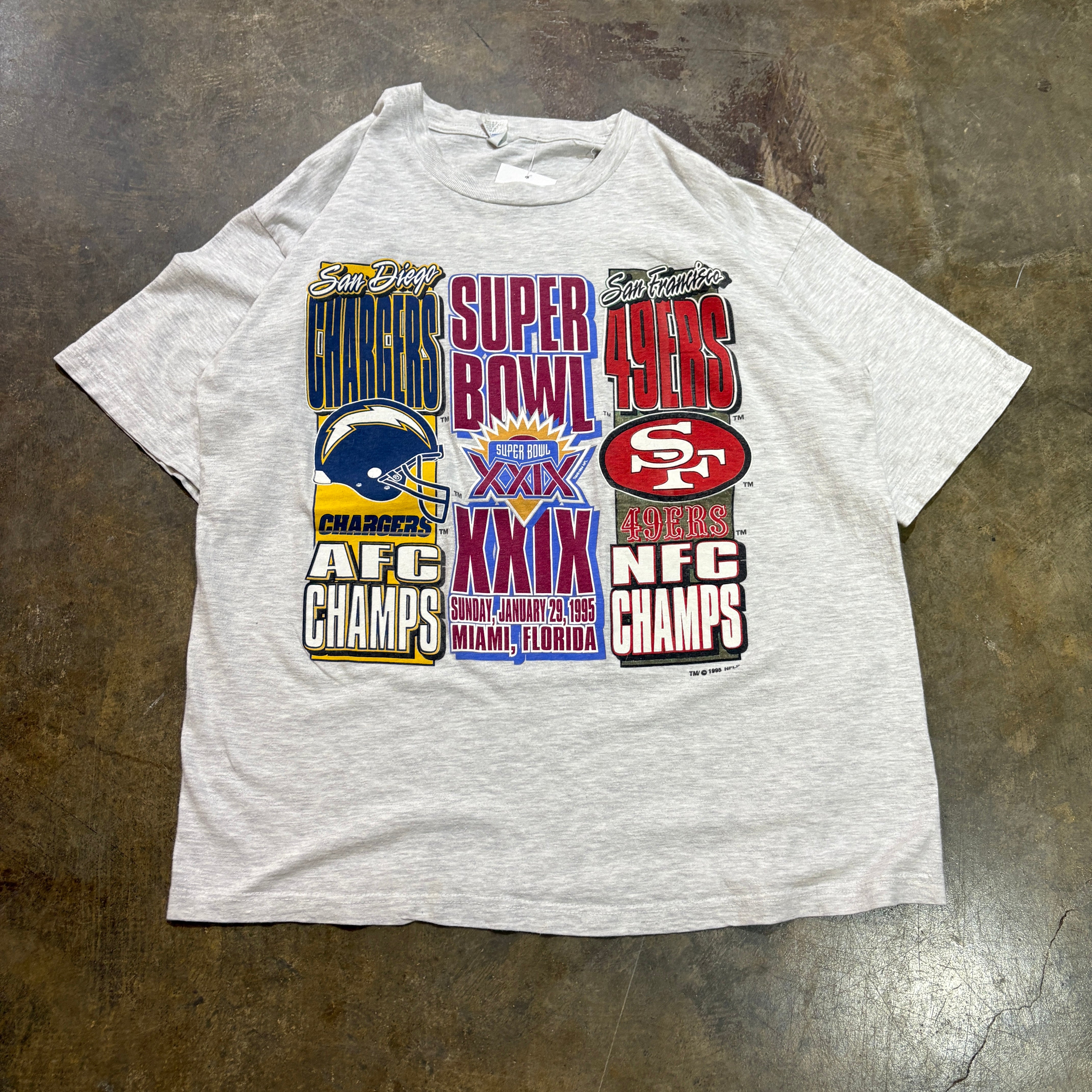 1995 Super Bowl XXIX San Diego Chargers vs San Francisco 49ers Graphic Tee (L)