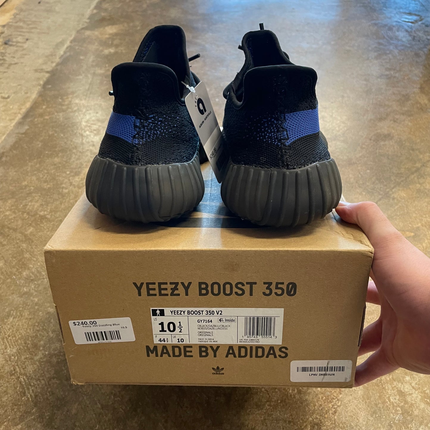 Yeezy 350 Dazzling Blue