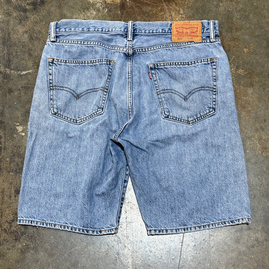 Levis 505 Denim Shorts17