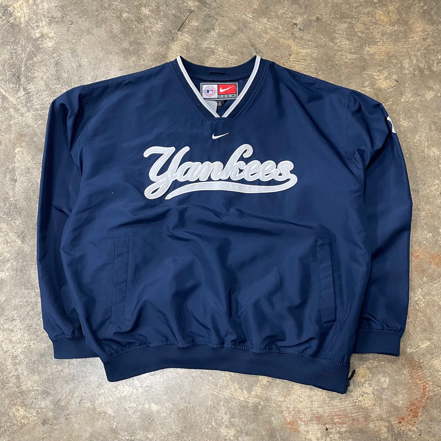 Yankees Nike Genuine Team Pullover