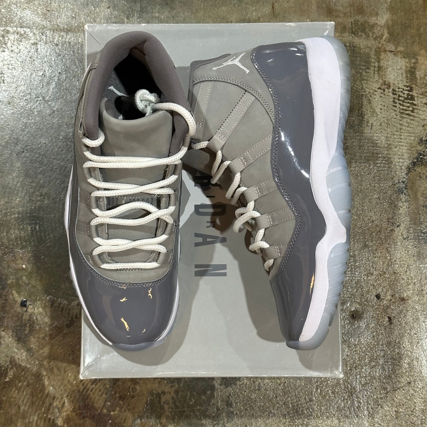 Jordan 11 Cool Grey