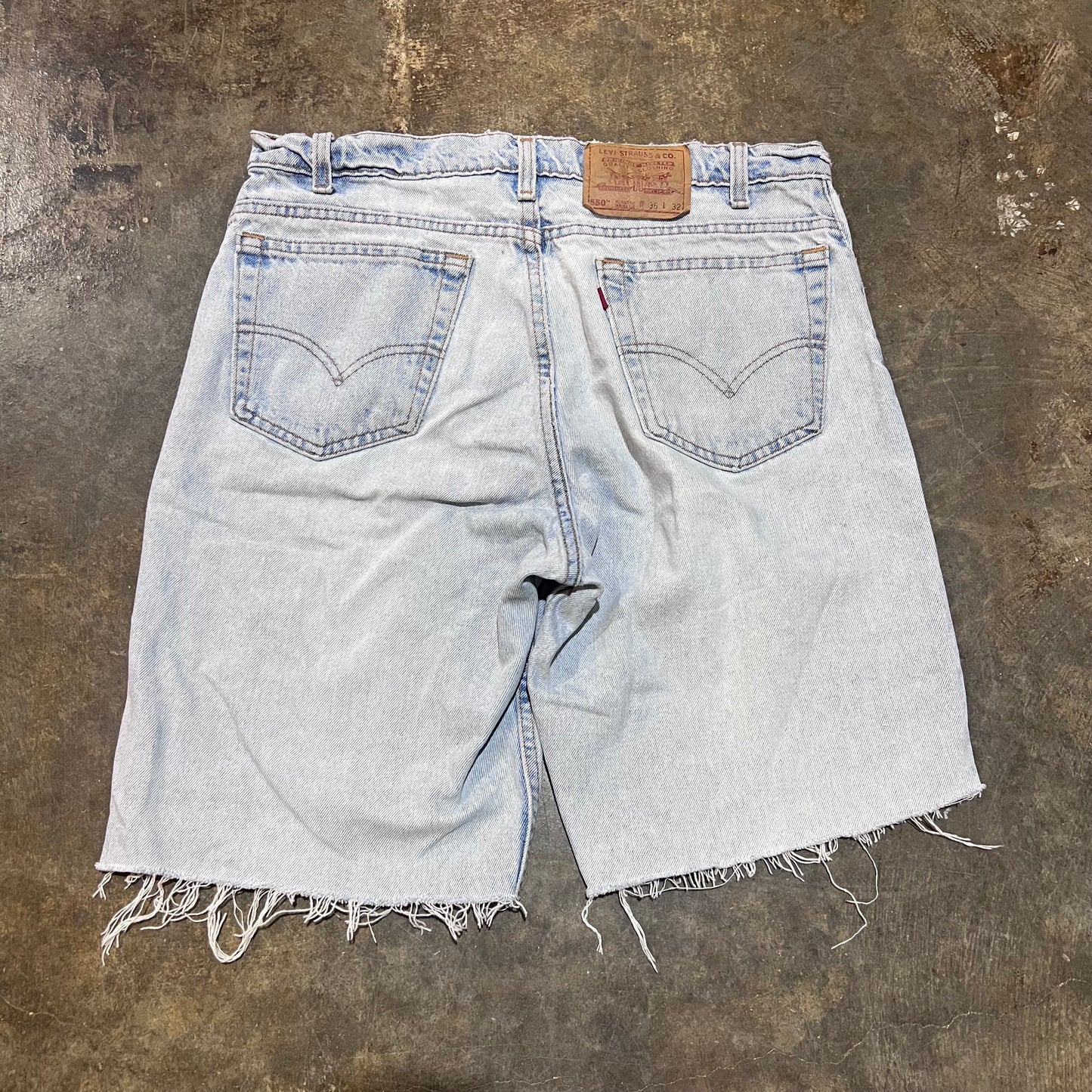 Levis 550 Jorts 125