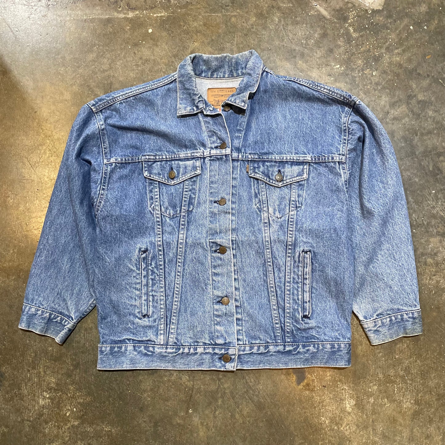 Levis Denim Jacket Medium Wash