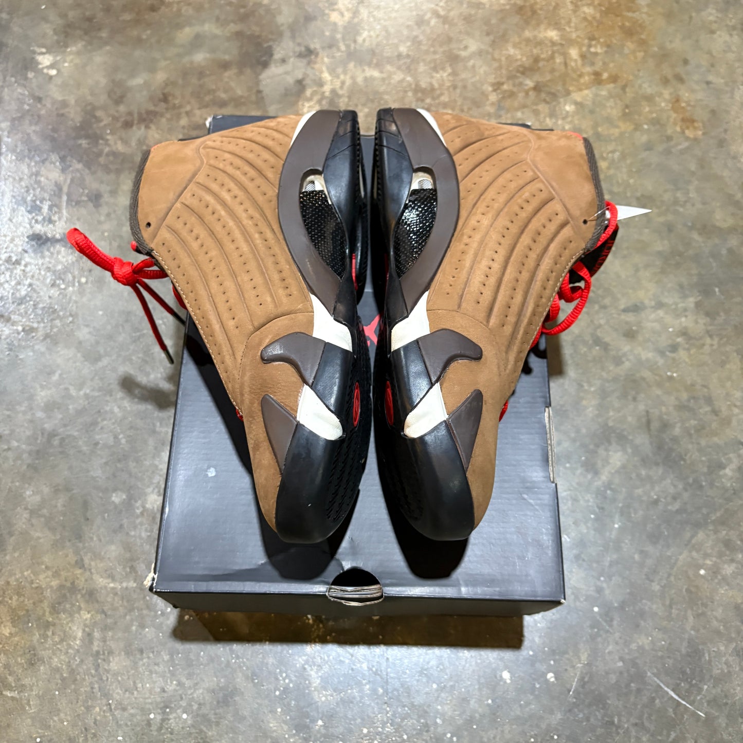 Jordan 14 Winterized Archaeo Brown 00