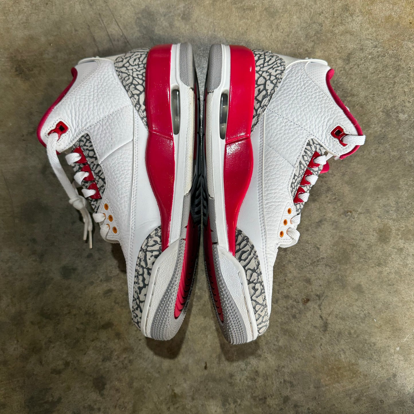 Jordan 3 Cardinal (No Box)