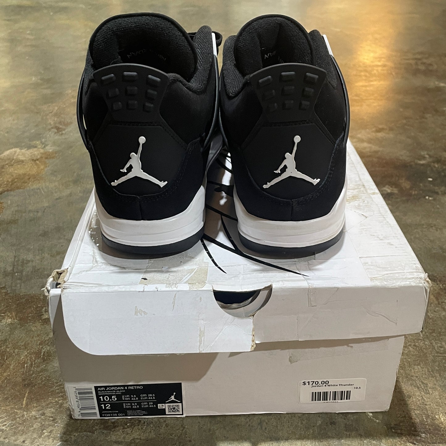 Jordan 4 White Thunder