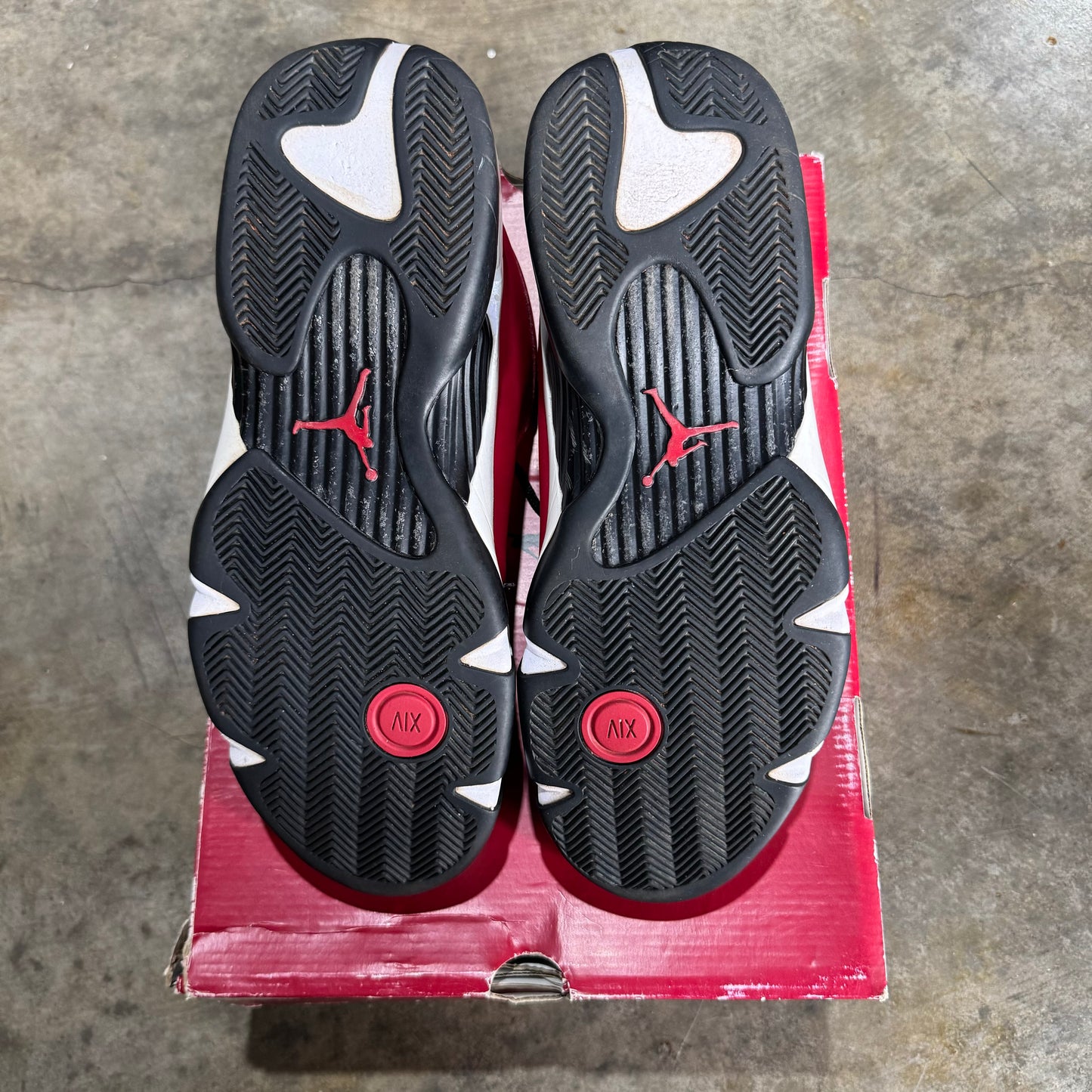 Jordan 14 Gym Red Toro