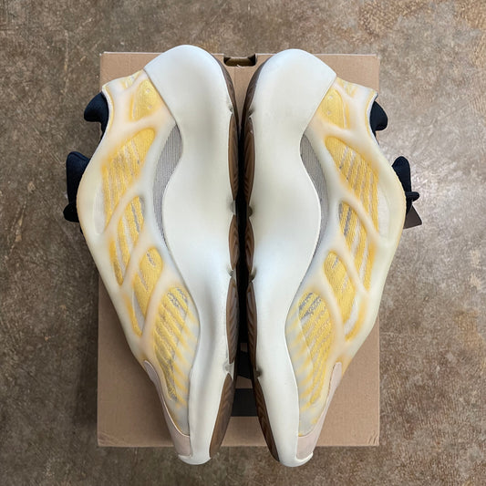 Yeezy 700 V3 Mono Safflower