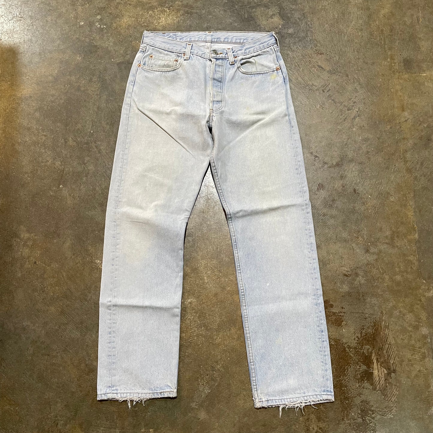 Lightwash Levi's 501 Jeans199