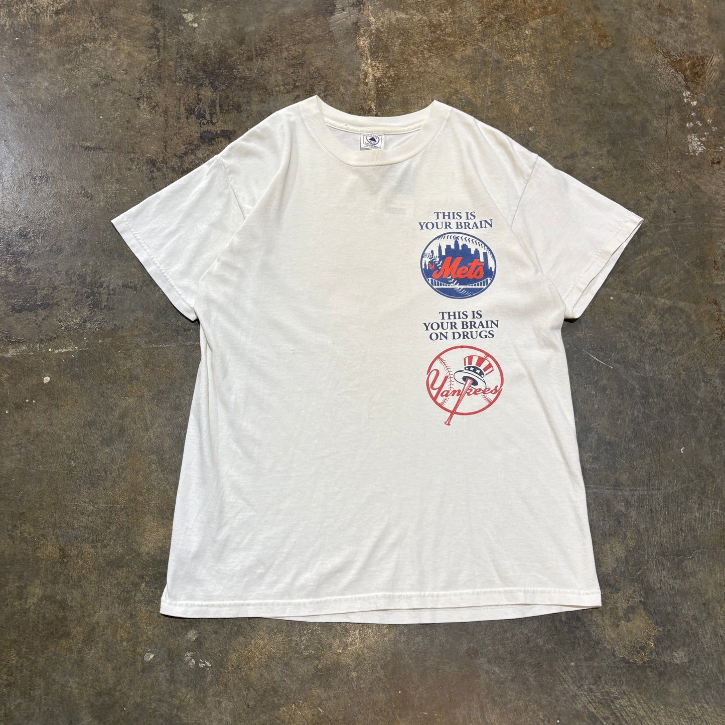 "This is your brain..." Mets vs Yankees Tee