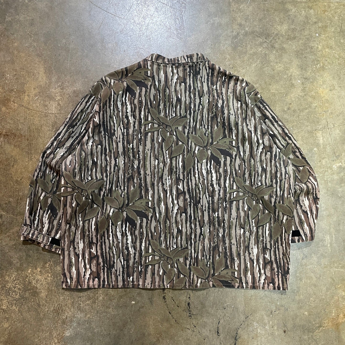 Liberty Camo 3 Pocket LS Button-Up Shirt 4