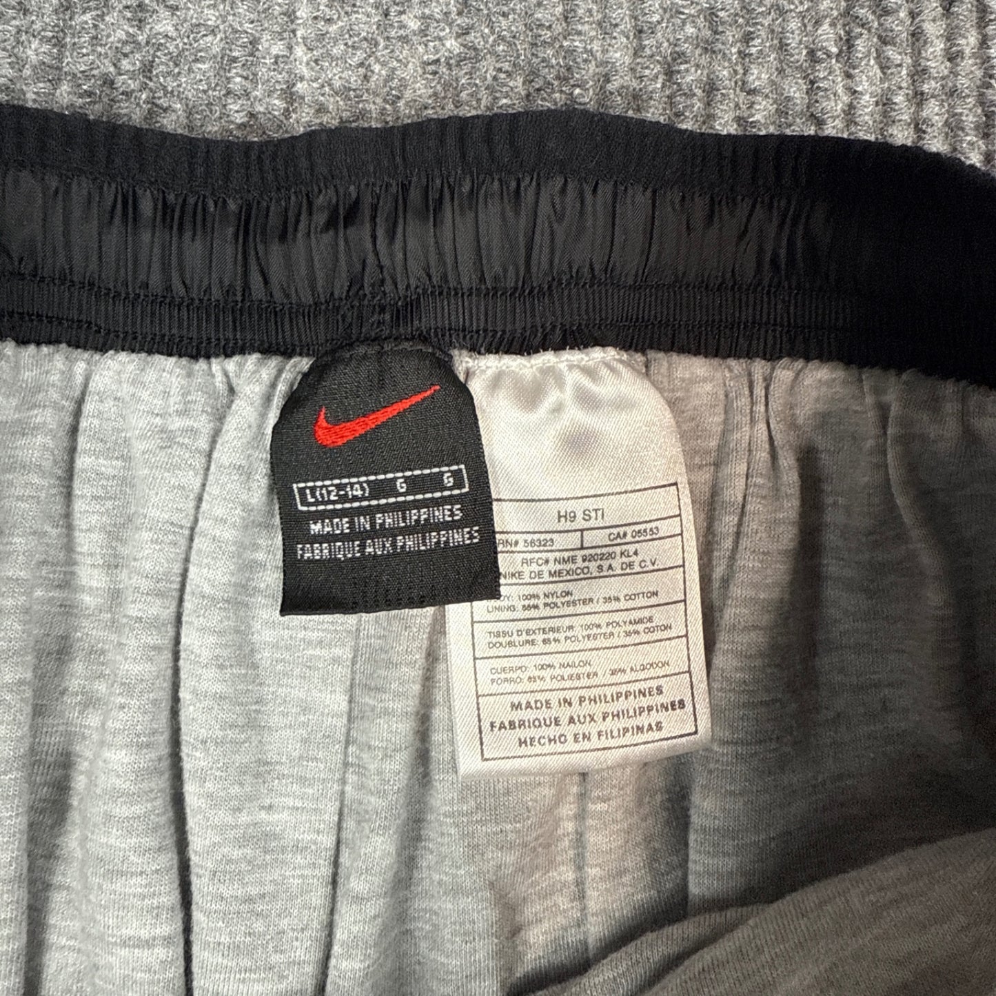 Nike Vintage Track Pants - Black (30x32)