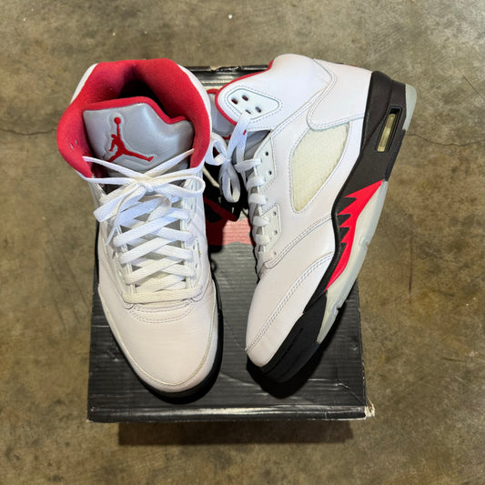 Jordan 5 Fire Red