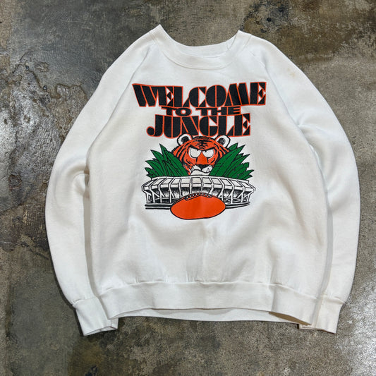 White Auburn 'Welcome to the Jungle' Crew