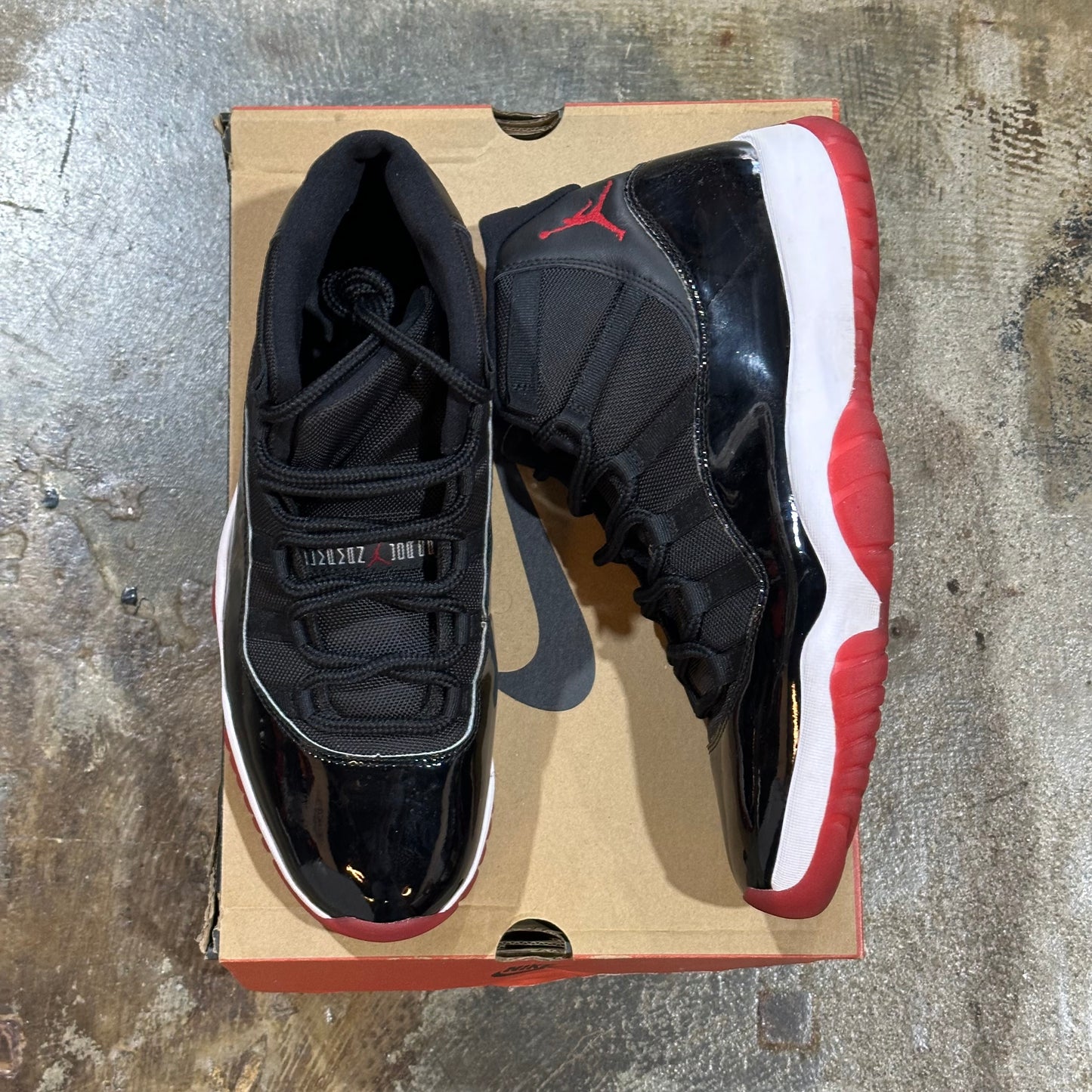 Jordan 11 Bred (2019)