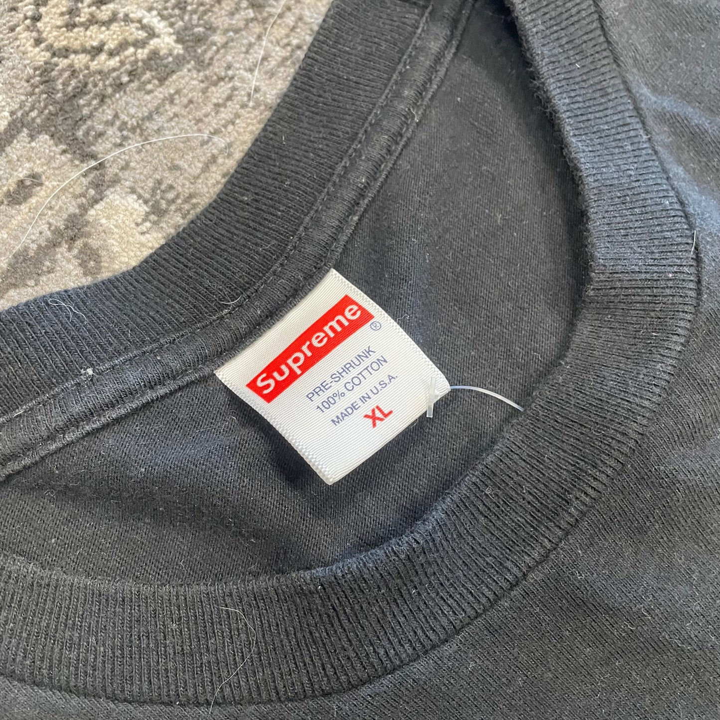 Supreme Supreme Supreme Black tee