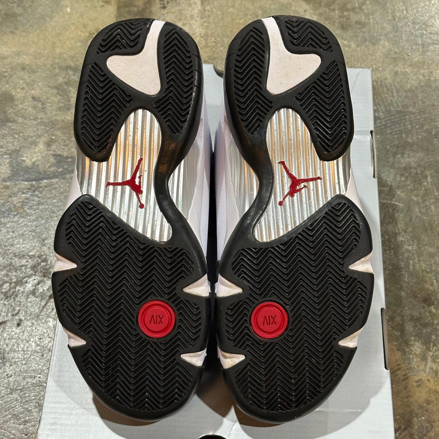 Jordan 14 Black Toe