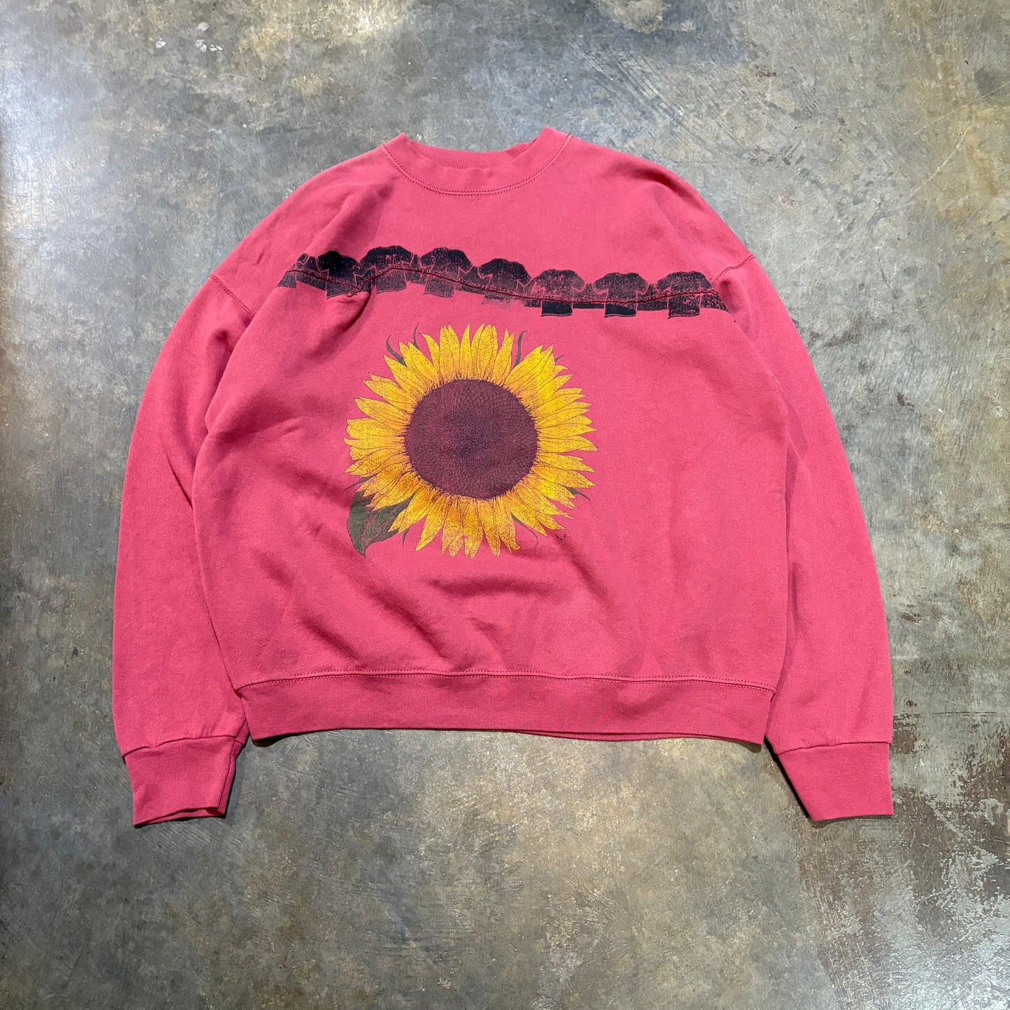 Sunflower Graphic Sweatshirt (M)