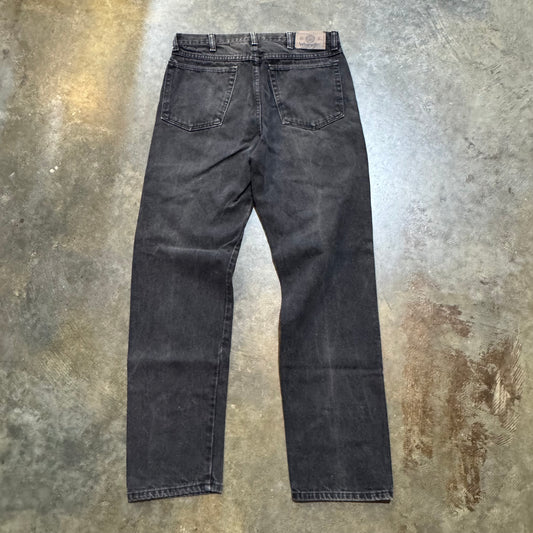 Black Wrangler Simple Jeans