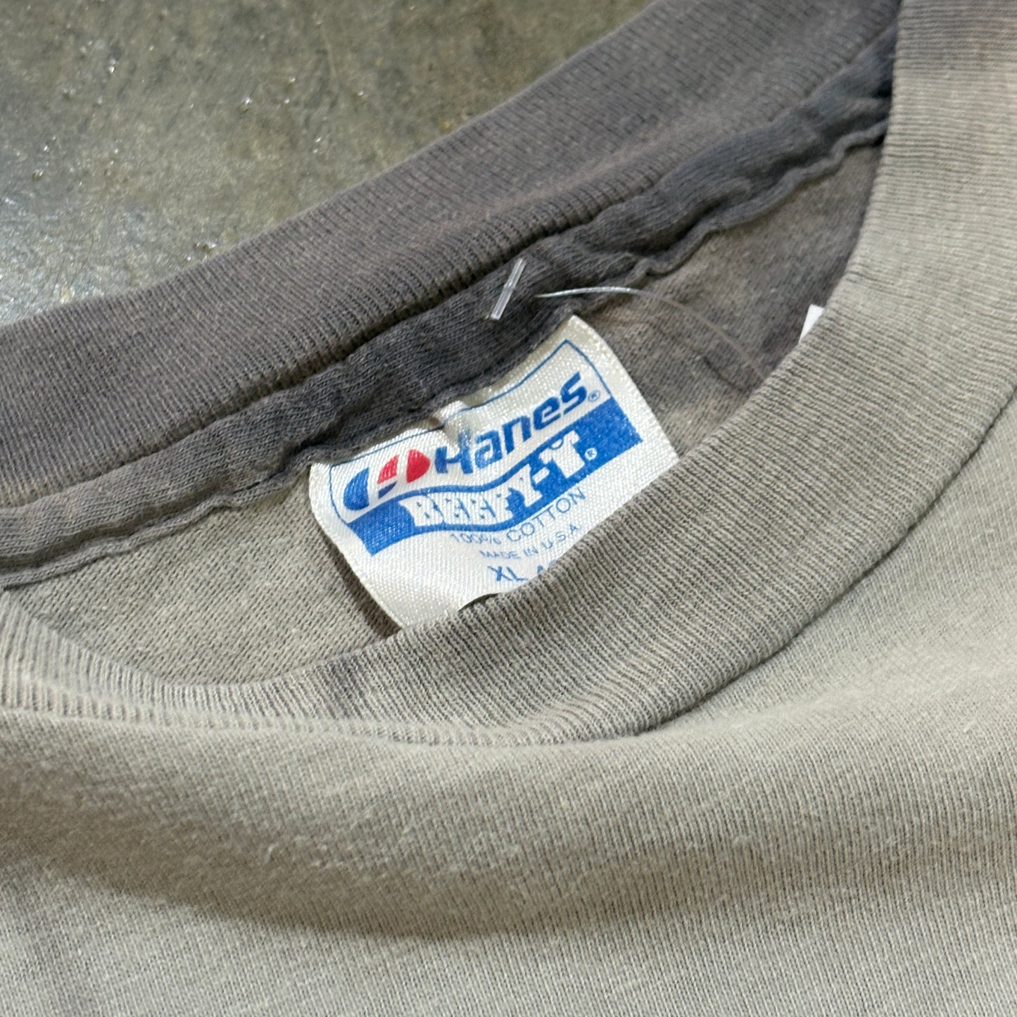 1990s Hanes Beefy-T 'Here and Now' Graphic Tee (XL)