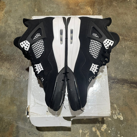 Jordan 4 White Thunder