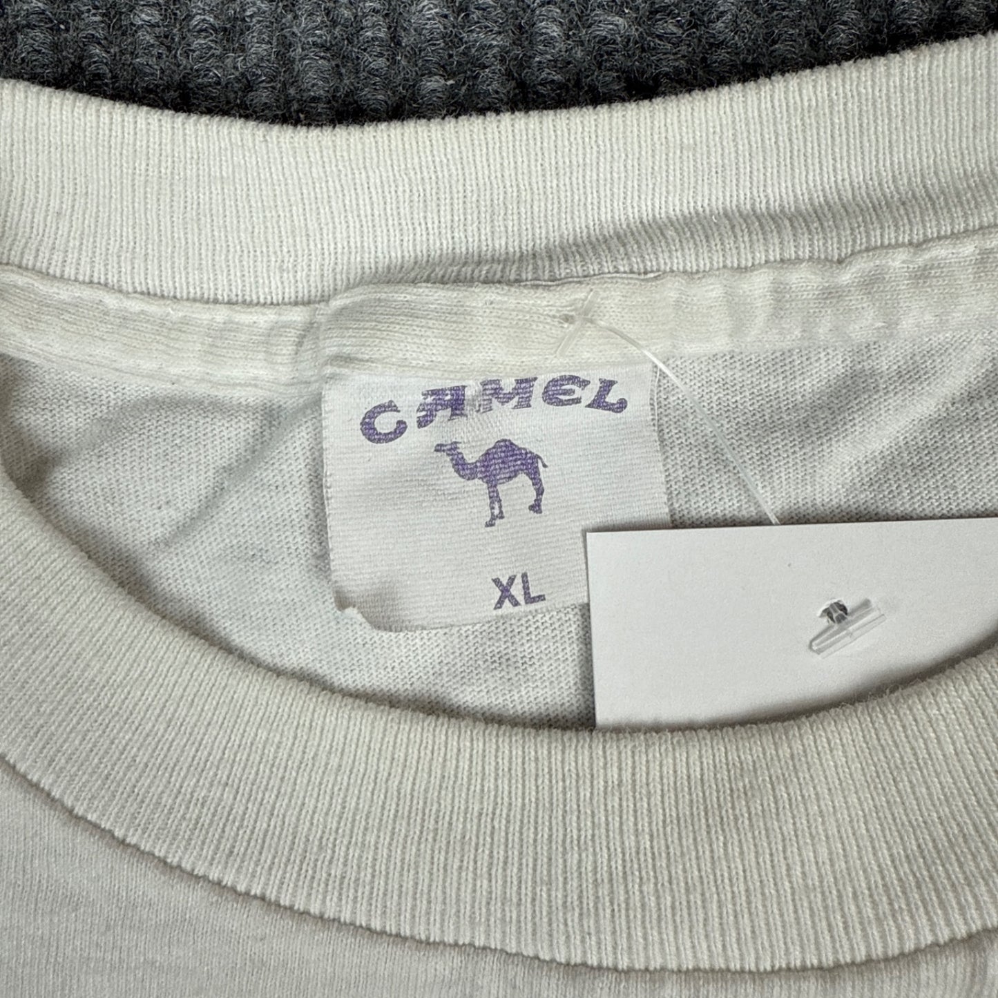 Camel Groove Blender T-Shirt - White (XL)