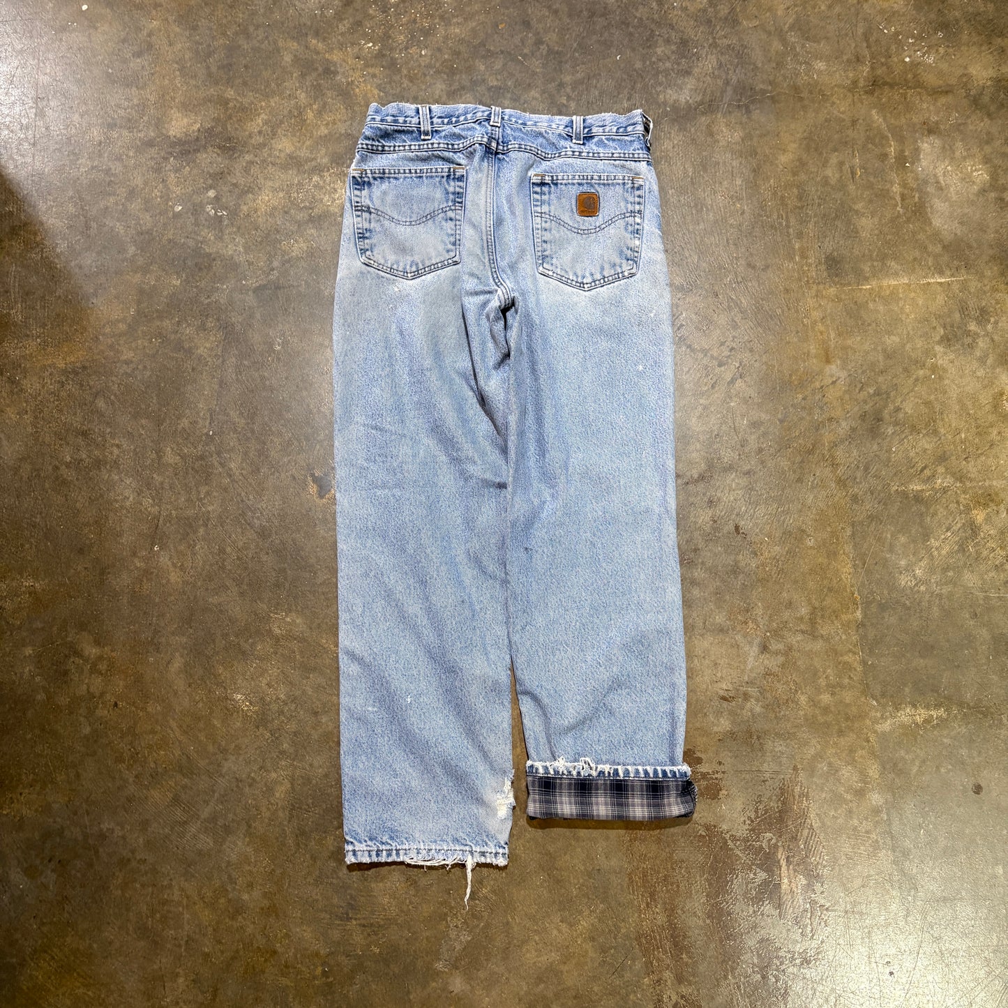Flannel Lined Lightwash Jeans115