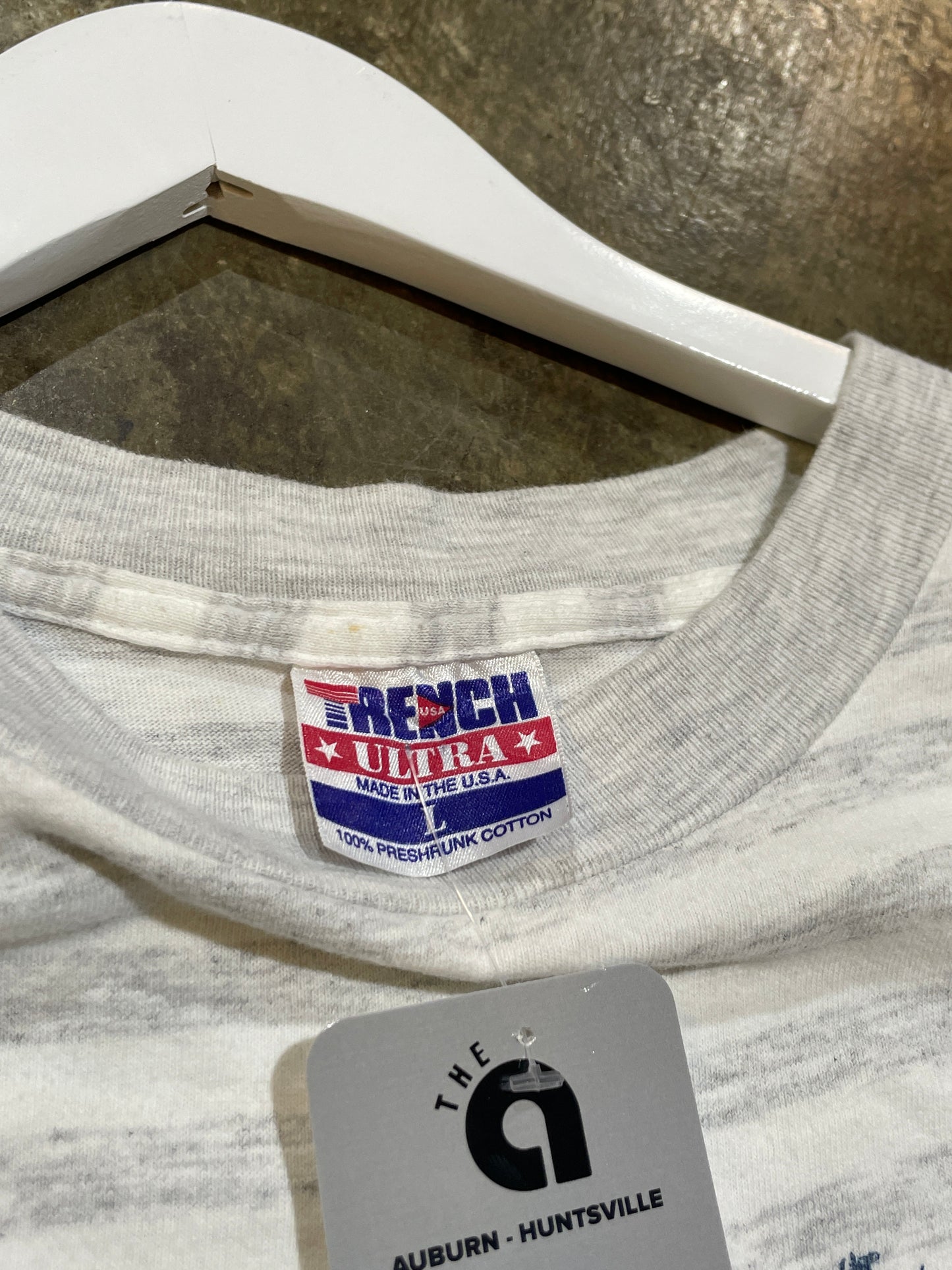 Trench Ultra 1966 Braves Logo Tee