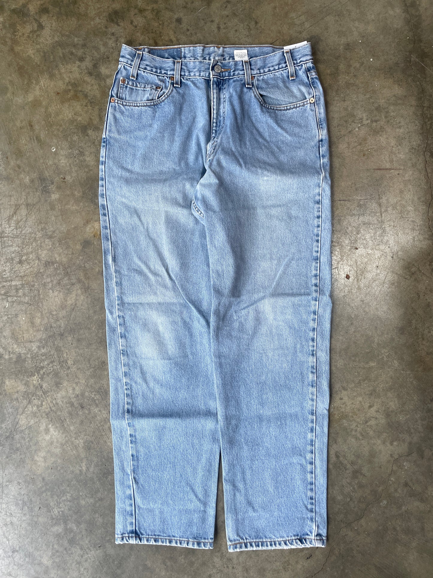 Levis 550 Lightwashed Jeans